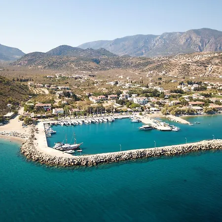 Bademli Hotel 2*